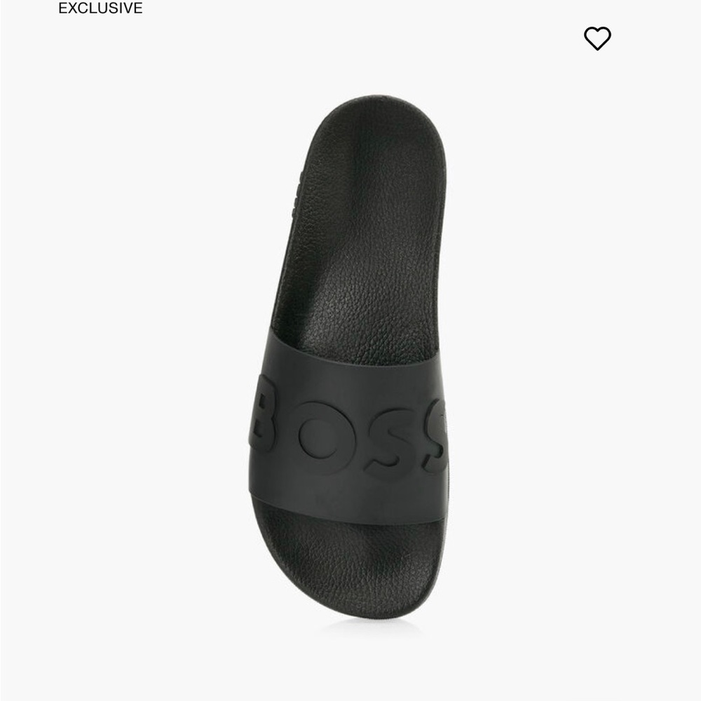 Men’s size 44 Hugo Boss black sandals. I’m great condition.